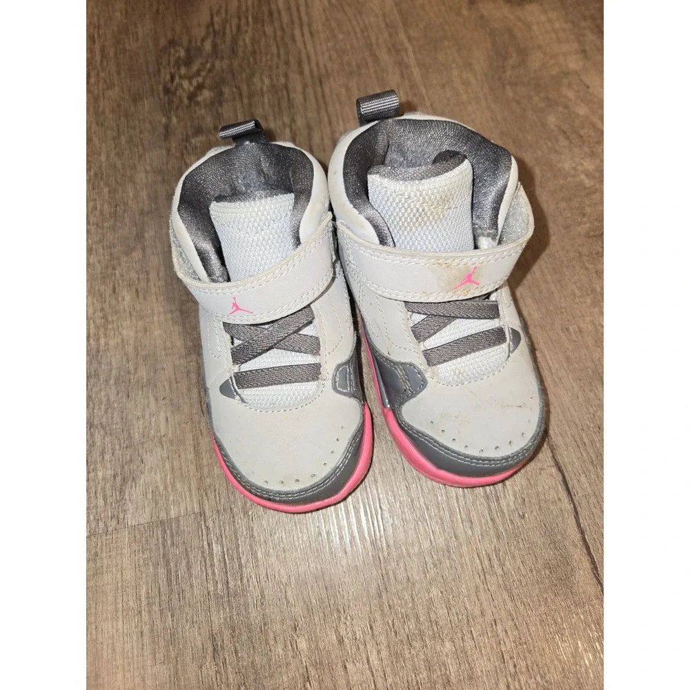 Kids Air Jordan‎ Flight Basketball Shoes Pink Grey Size 5C 645052-018